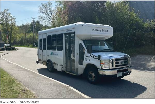 A white bus on a road

AI-generated content may be incorrect.